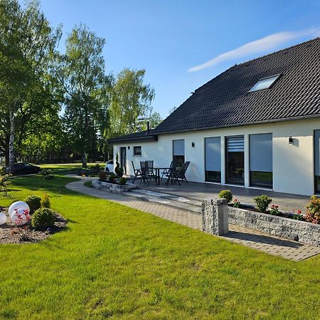 Апартаменты Haus Am Bodden Fuhlendorf  Экстерьер фото